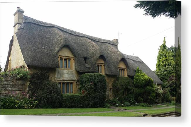 Thatched Cottage Image Canvas Print featuring the photograph Thatched Cottage by Roxy Rich