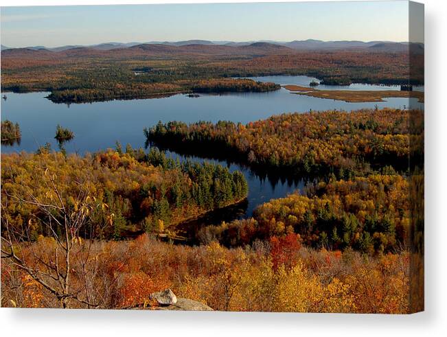 Scenic View Canvas Print featuring the photograph Autumn at Low's Lake by Peter DeFina