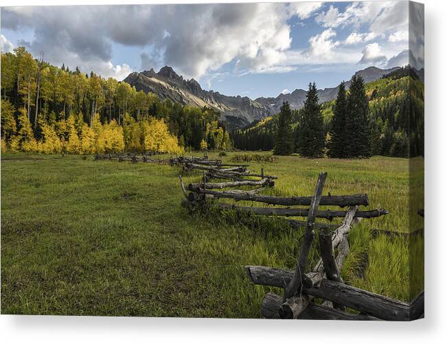 Art Canvas Print featuring the photograph Plain and See by Jon Glaser