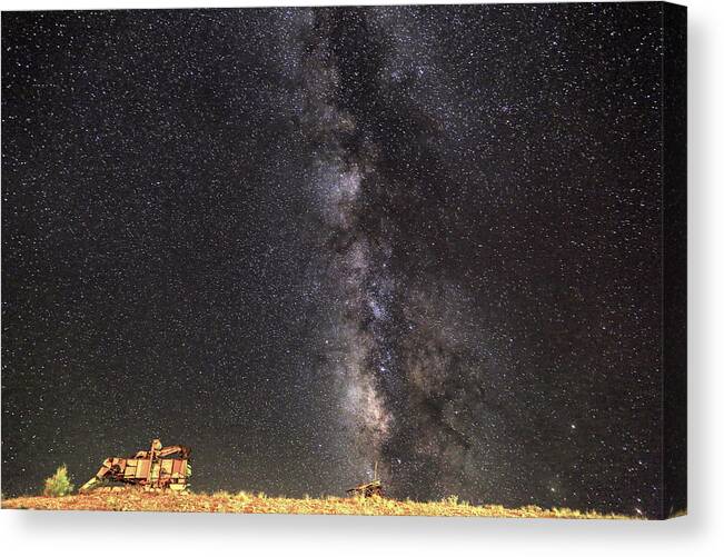 Milky Way Canvas Print featuring the photograph Wide Open Spaces by Donna Kennedy