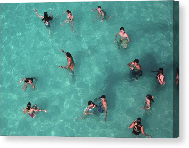 Latin America Canvas Print featuring the photograph Bathers At Casa De Campo by Slim Aarons