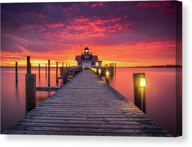 North Carolina Canvas Print featuring the photograph North Carolina Outer Banks Manteo Lighthouse OBX NC by Dave Allen