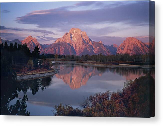 Inspirational Canvas Print featuring the photograph Oxbow Bend at Sunrise, Wyoming by Bonnie Colgan