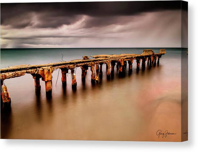 Hawaii Canvas Print featuring the photograph Hurricane Survivor In Color by Gary Johnson