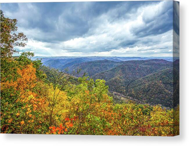 Clouds Canvas Print featuring the photograph Kentucky Vista by Ed Newell