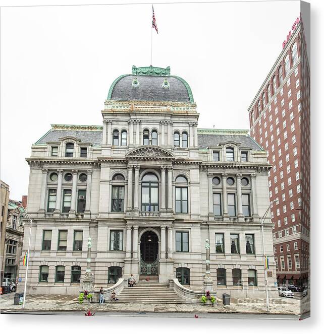 Providence City Hall Canvas Print featuring the photograph Providence City Hall Building in Providence Rhode Island by David Oppenheimer