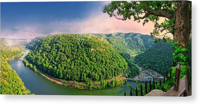 Horseshoe Canvas Print featuring the photograph Horseshoe at Hawks Nest by Mary Almond