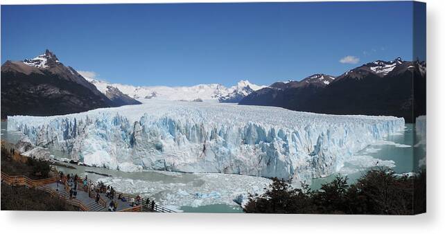 Photograph Canvas Print featuring the photograph Pietro Moreno by Richard Gehlbach