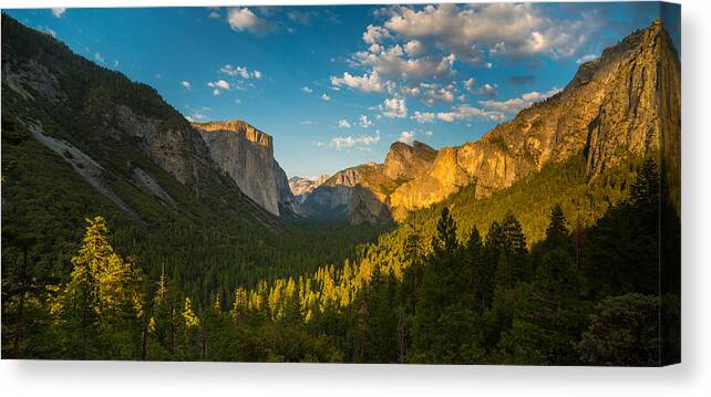 Landscape Canvas Print featuring the photograph Tunnel View Sunset by Mike Lee