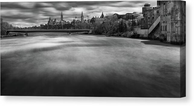 Panorama Canvas Print featuring the photograph Ottawa Spring Flood by M G Whittingham