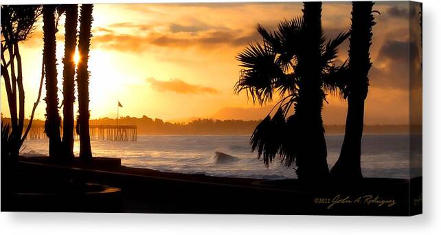 Ventura Canvas Print featuring the photograph Ventura California Sunrise by John A Rodriguez