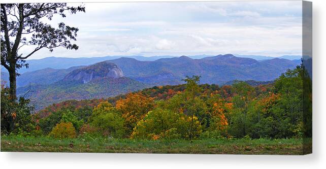 Duane Mccullough Canvas Print featuring the photograph Looking Glass Rock in the Fall by Duane McCullough