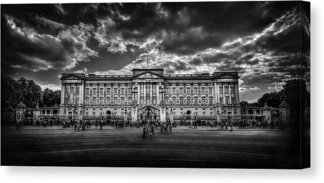 London Canvas Print featuring the photograph Eclipse My Heart. Crown Me Queen. by Evelina Kremsdorf