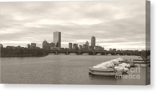 Boston Canvas Print featuring the photograph Boston view by Raymond Earley