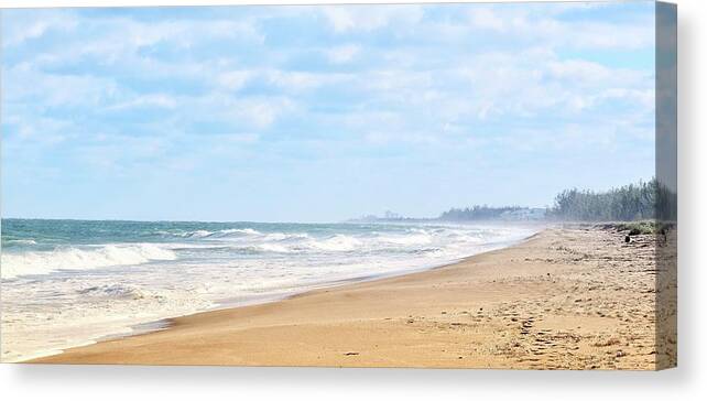 Beach Canvas Print featuring the photograph Lonely Beach by Vicki Lewis