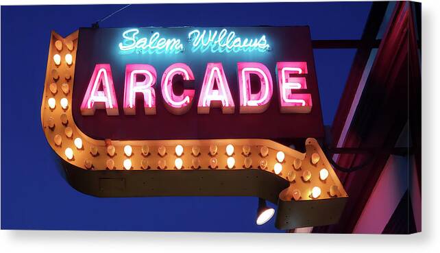 Salem Willows Canvas Print featuring the photograph Salem Willows Arcade in Summer by Jeff Folger
