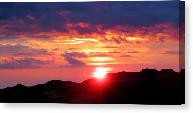 Sunset Canvas Print featuring the photograph Majestic Montana Sunset by Katie Keenan