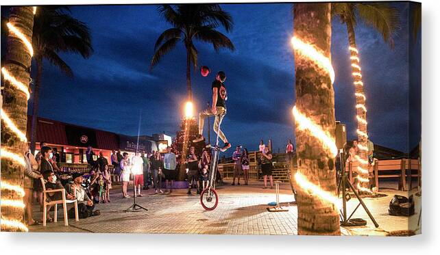 Street Performers At Fort Myers Beach Canvas Print