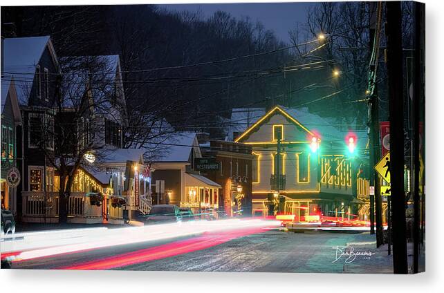 Wilmington Canvas Print featuring the photograph Wilmington Christmas #5009 by Dan Beauvais