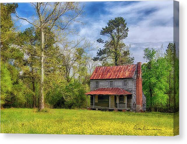 Abandoned Canvas Print featuring the photograph Abandoned Farmhouse 4996 by Dan Beauvais