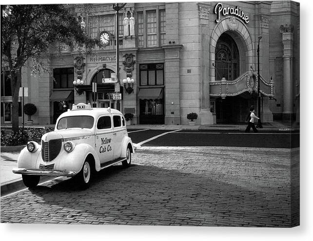 Travel Canvas Print featuring the photograph Fifth Avenue and Classic Taxi by Robert McKinstry