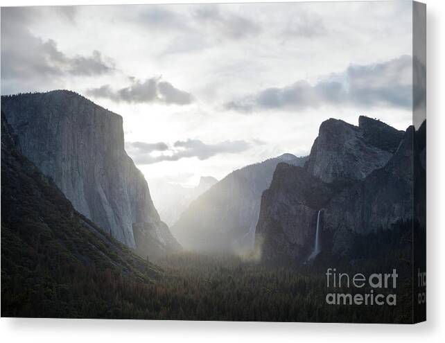 Yosemite Canvas Print featuring the photograph Sunrise at Tunnel view, Yosemite, USA by Matteo Colombo