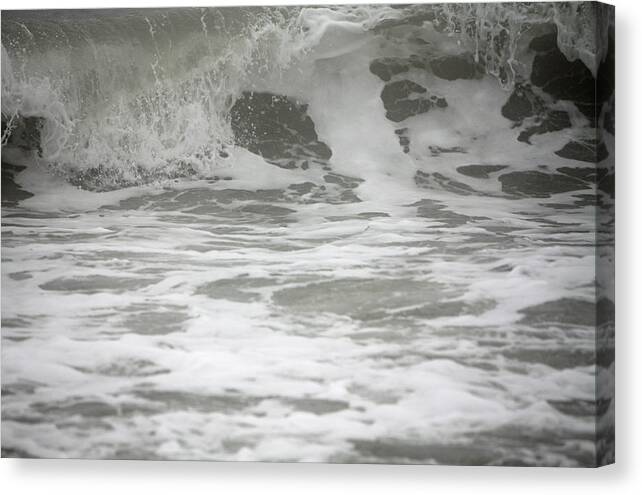 Ocean Canvas Print featuring the photograph Wave Dropping by Captain Debbie Ritter