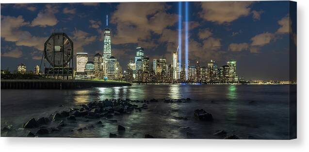  Canvas Print featuring the photograph Tribute in Light by Michael Lee