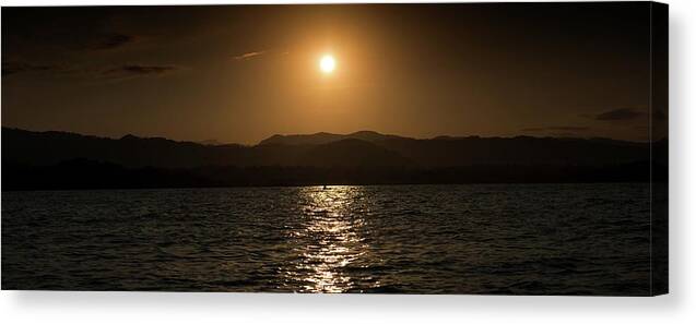 Sunset Canvas Print featuring the photograph Sunset on Malawi lake by Robert Grac