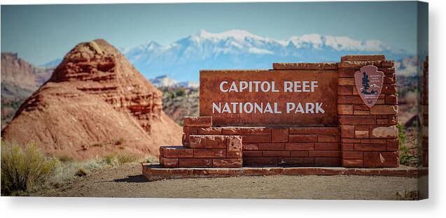 Utah Canvas Print featuring the photograph Capitol Reef Sign by Paul Freidlund