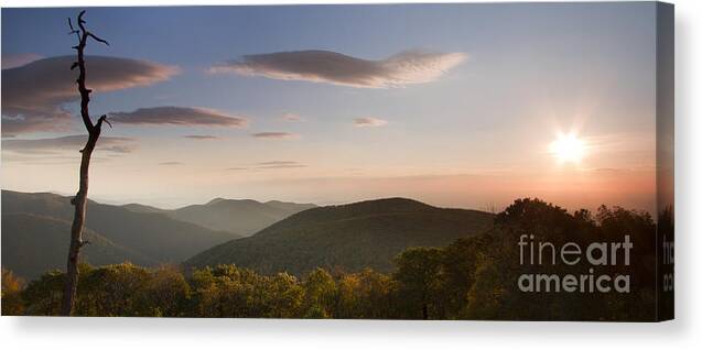 Sunrise Over Shenandoah National Park Canvas Print featuring the photograph Sunrise over Shenandoah National Park #1 by Dustin K Ryan