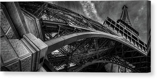 Black And White Canvas Print featuring the photograph Eiffel Tower Panorama by Serge Ramelli