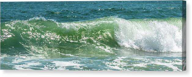 Ocean Canvas Print featuring the photograph Hurricane Wave by Donna Twiford