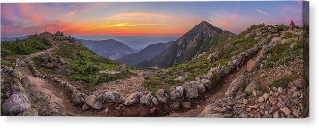 New Hampshire Canvas Print featuring the photograph Sunset on Franconia Ridge by White Mountain Images