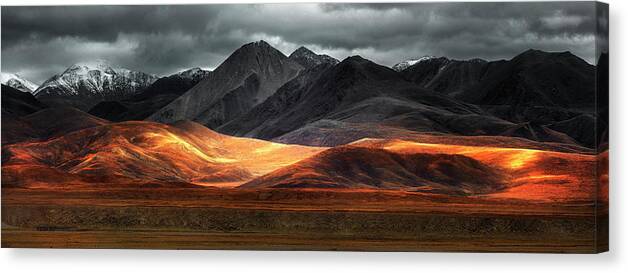 Panorama Canvas Print featuring the photograph Pano by Selinos