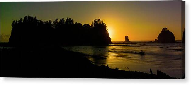 La Push Canvas Print featuring the photograph Homeward Bound by Greg Reed