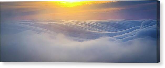  Canvas Print featuring the photograph Ride the Fog by Louis Raphael