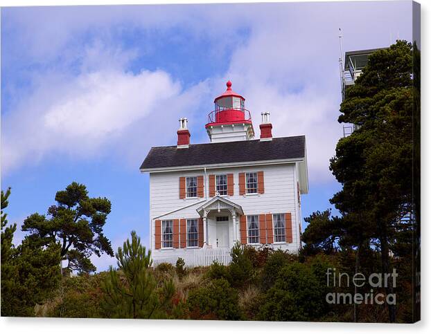 Lighthouse Canvas Print featuring the photograph Yaquina Bay Lighthouse Newport Oregon by Mel Ashar