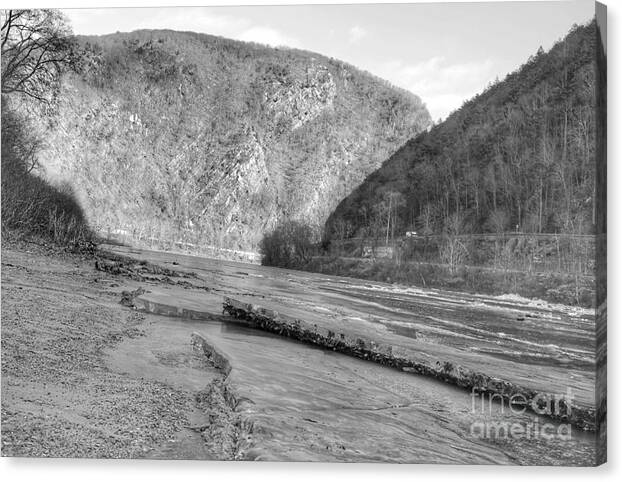 Delaware Water Gap Canvas Print featuring the photograph Delaware Water Gap in Winter by Christopher Lotito