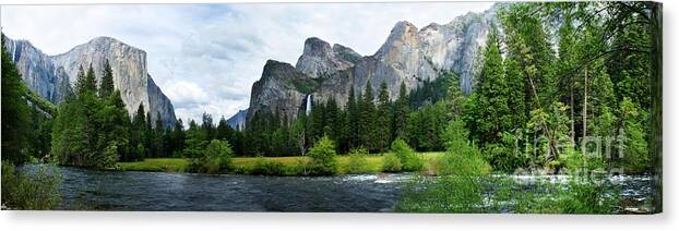 America Canvas Print featuring the photograph El Capitan Yosemite Nation Park by Henrik Lehnerer