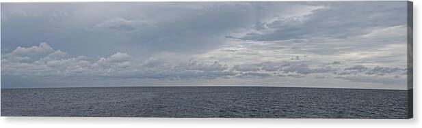 Richard Reeve Canvas Print featuring the photograph Seascape by Richard Reeve