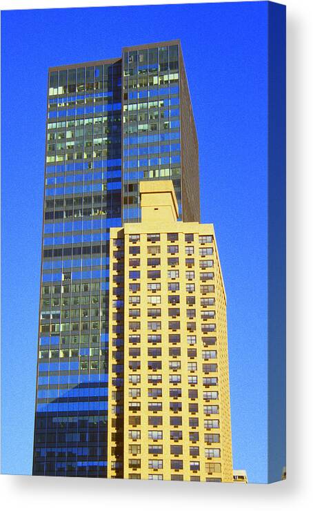 New York Canvas Print featuring the photograph 1984 New York City Skyline No1 by Gordon James