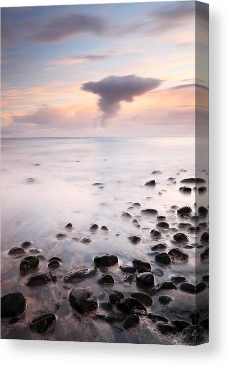 Sunset Canvas Print featuring the photograph Talisker bay Sunset by Grant Glendinning