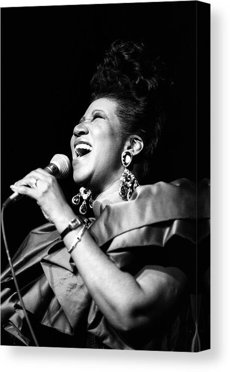 Aretha Franklin Canvas Print featuring the photograph Aretha Franklin In Concert by Al Pereira