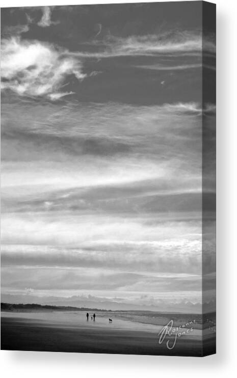 Seascape Canvas Print featuring the photograph Big Sky by Roseanne Jones