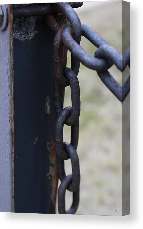 Chain Canvas Print featuring the photograph Chain by Kelly Smith
