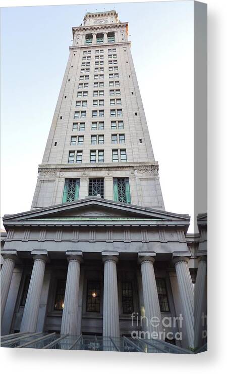 Architecture Canvas Print featuring the photograph Custom House by Paul Smith