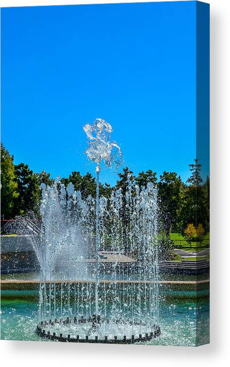 Dancing Fountain Canvas Print featuring the photograph Dancing Fountain by Debra Martz