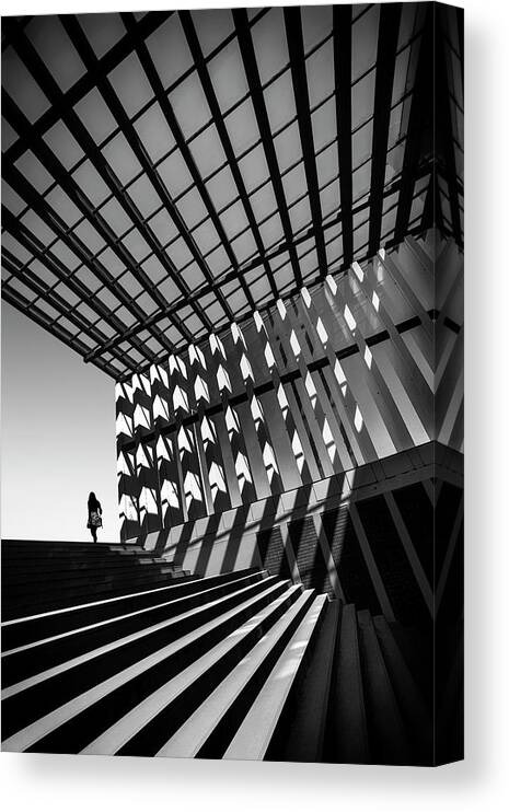 Aveiro Canvas Print featuring the photograph Drifting by Paulo Abrantes