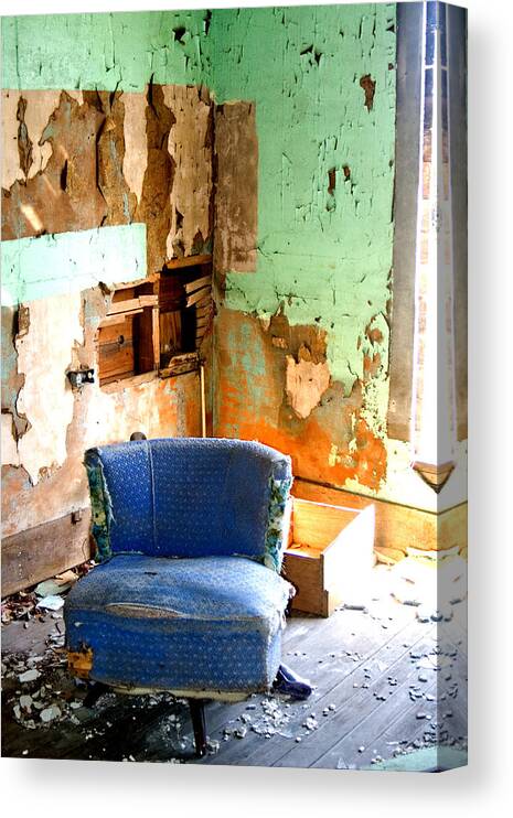Chair Canvas Print featuring the photograph Easy Chair by Melissa Newcomb